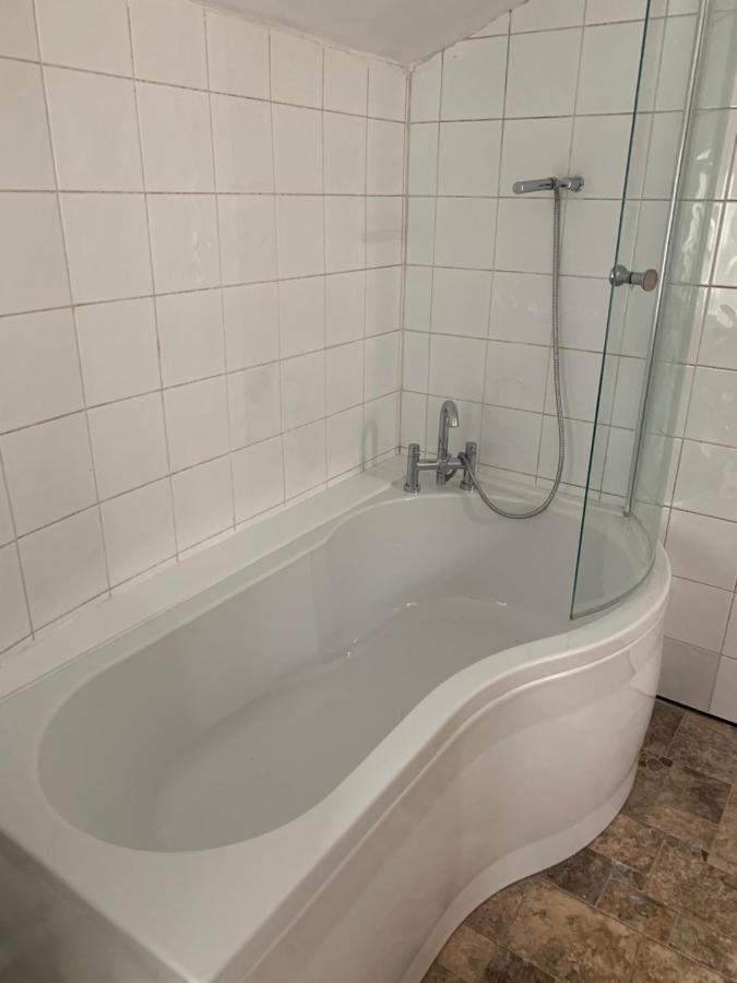 Zara Continental Hotel Langholm Экстерьер фото
